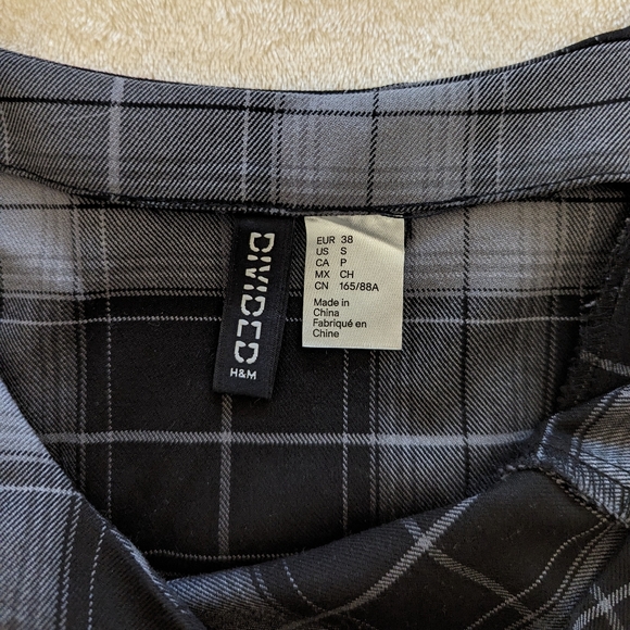 Plaid dress in black and grey size S - Picture 3 of 6